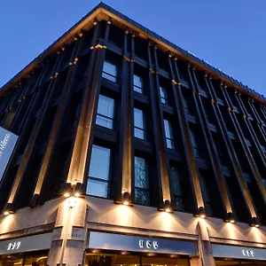 Otel Cusani, Milano